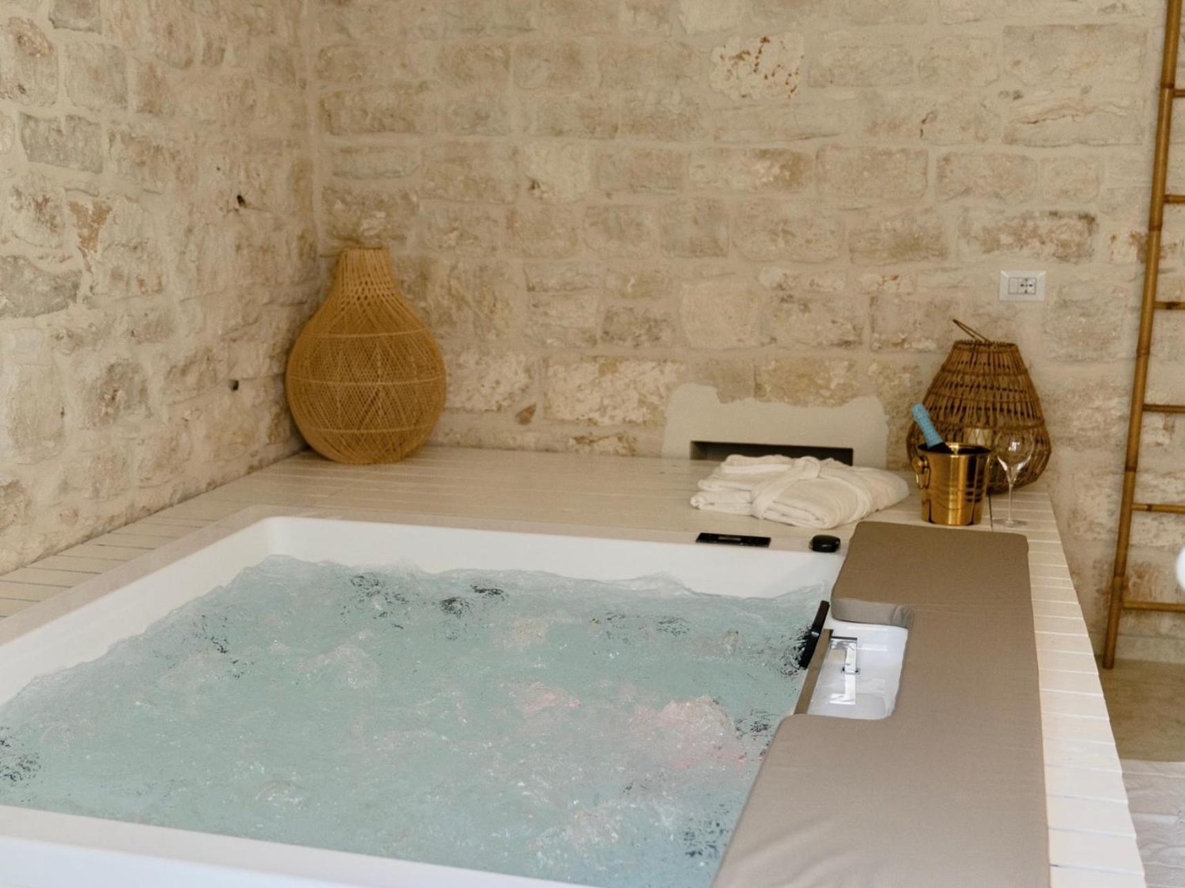 Aurluna Luxury Suites Bari Luaran gambar