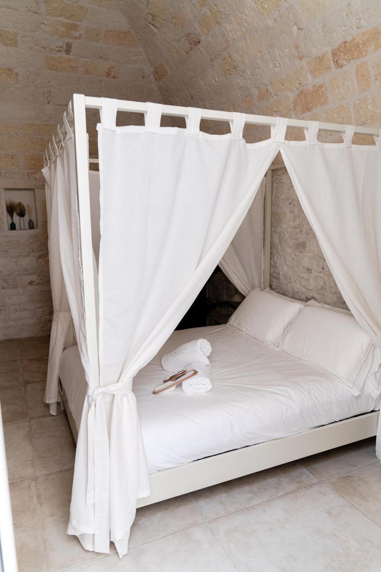 Aurluna Luxury Suites Bari Luaran gambar